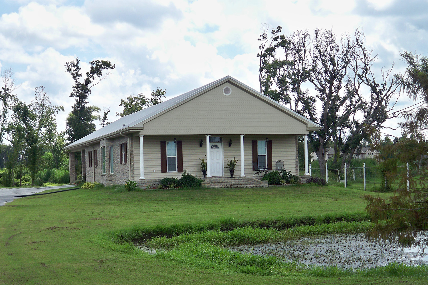 Completed homes are indistinguishable from traditionally framed homes...